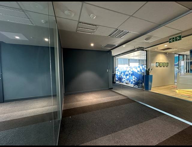710.70M² OFFICE TO LET IN CENTURION CENTRAL